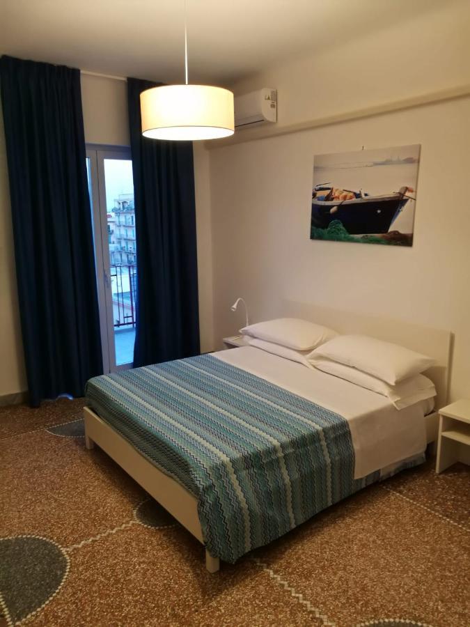 Settimo Sole Affitta Camere 타란토 외부 사진