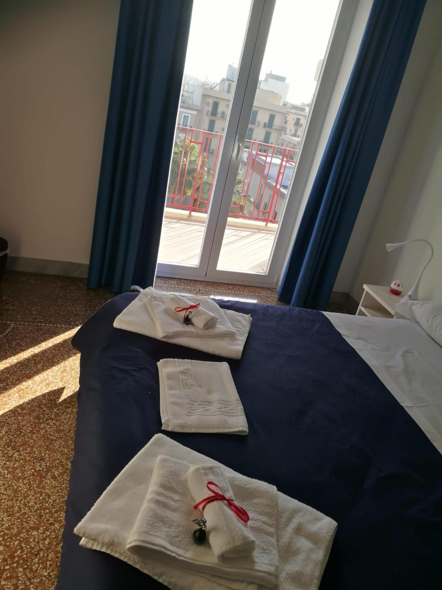 Settimo Sole Affitta Camere 타란토 외부 사진
